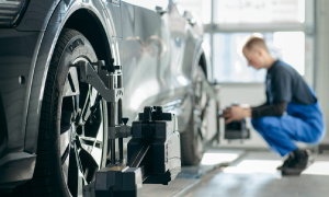 Track and wheel alignment Dubai