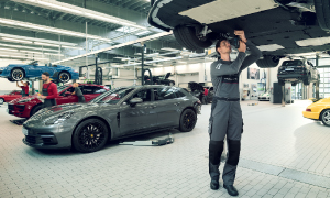 Car servicing and maintenance Dubai